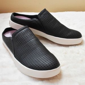 DR. SCHOLLS BLACK SLIP ON SNEAKERS | SIZE 7